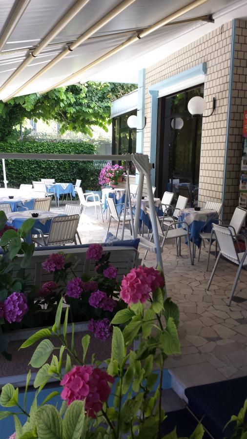 Hotel Villa Podgora ริมินี ภายนอก รูปภาพ